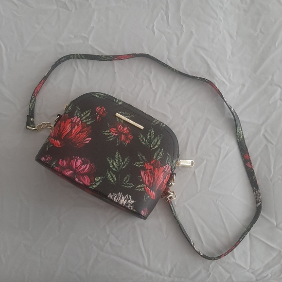Steve Madden Malibu crossbody bag - Picture 2 of 2